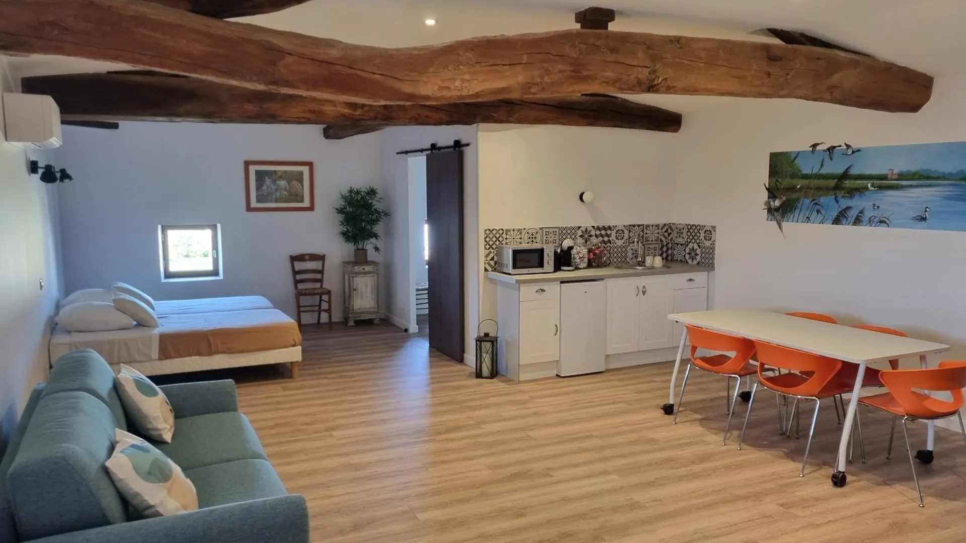 Art Et Cosy Bed & Breakfast Savigneux